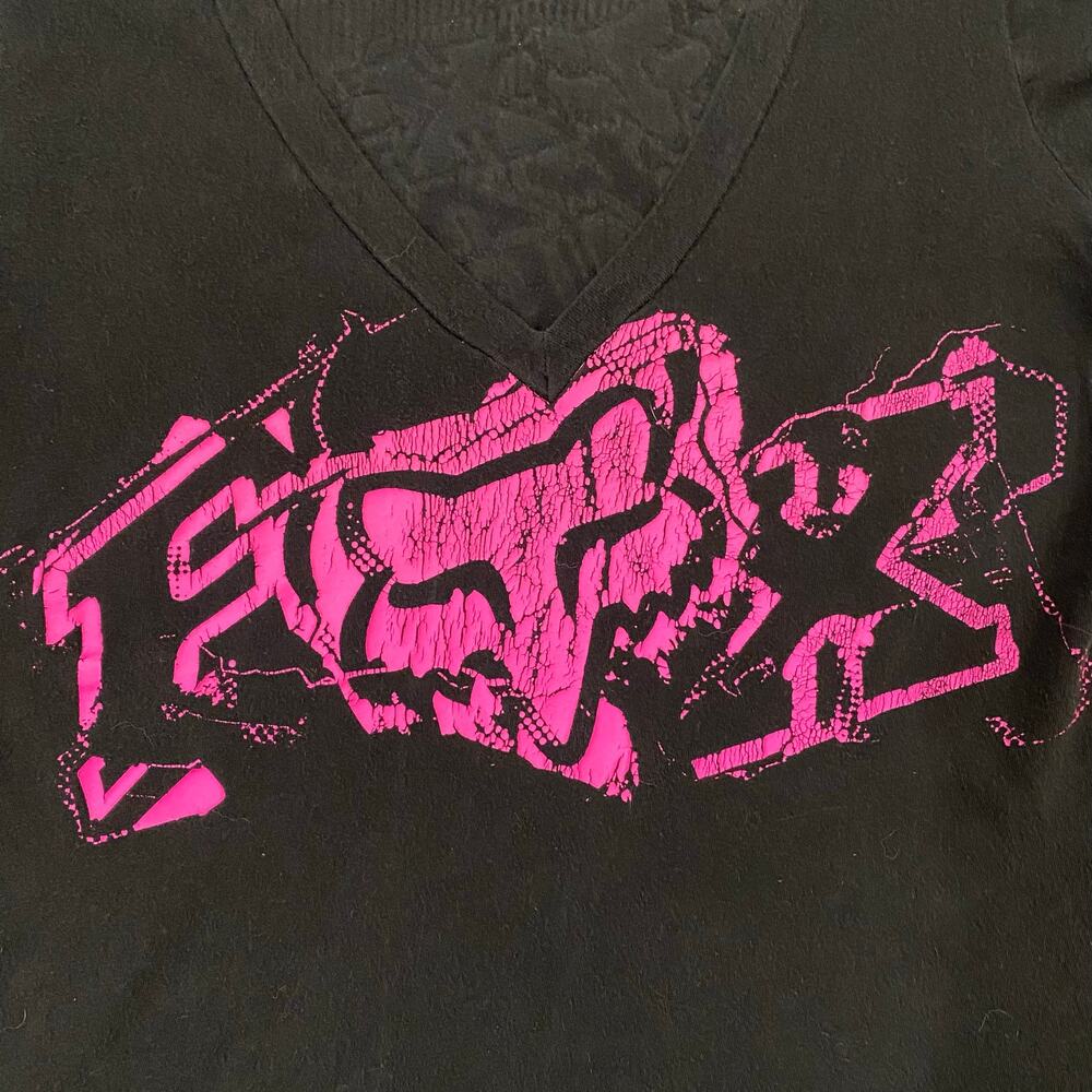 Fox Grunge V-Neck Tee, Women’s Large - Picture 6 of 9